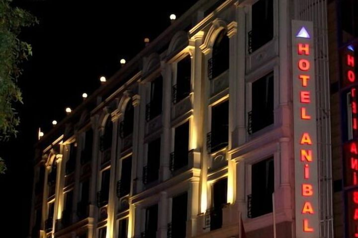 Hotel 30 of 33