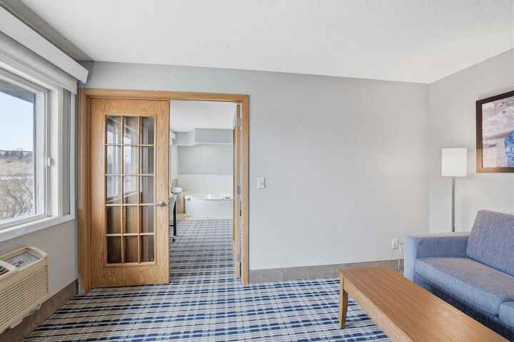 Room 45 of 70