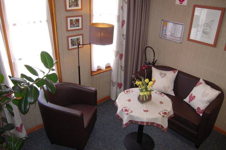 Room 17 of 32