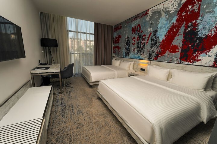 Room 17 of 75