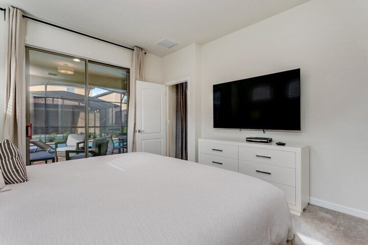 Room 3 of 58