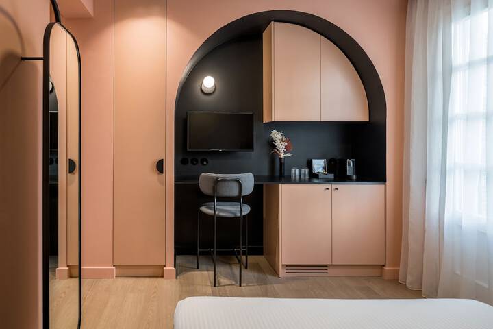 Room 8 of 54
