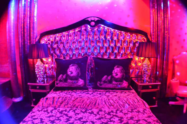 Room 20 of 139