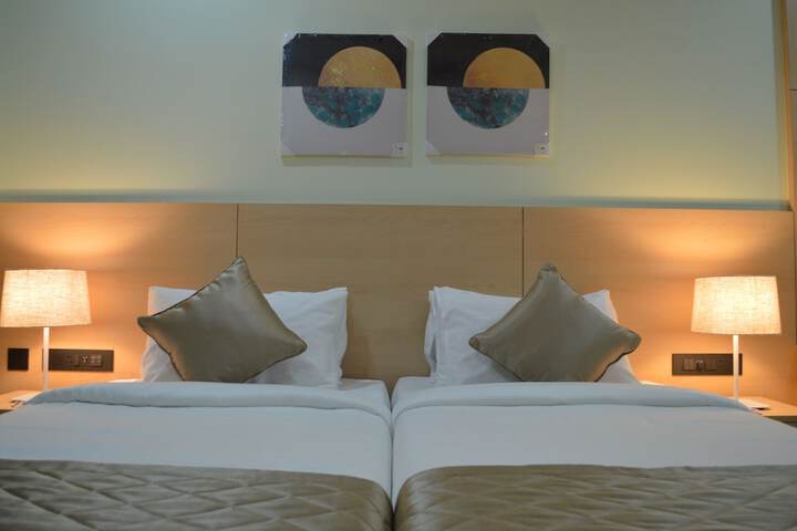 Room 4 of 26