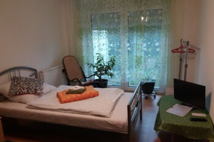 Room 43 of 71