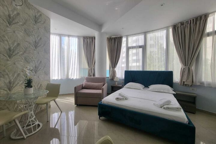 Room 15 of 68