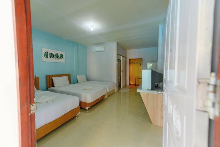 Room 19 of 97