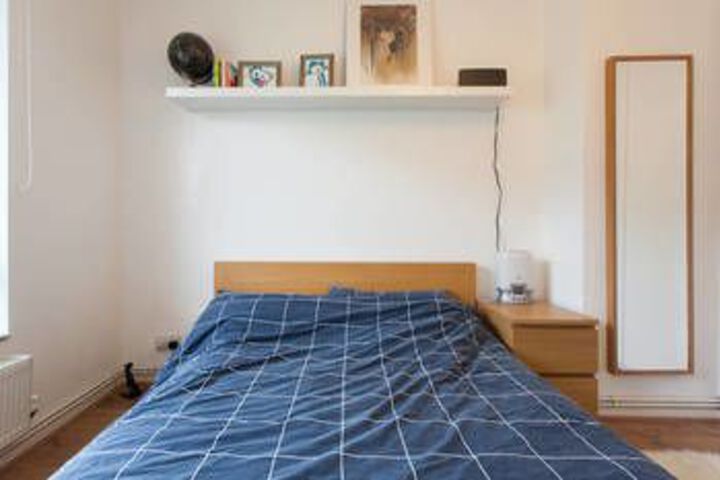 Room 11 of 29