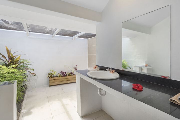 Bathroom Interior Photo