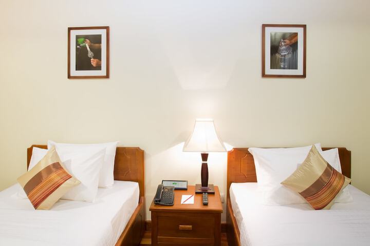 Room 19 of 127