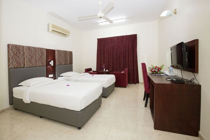 Room 10 of 36