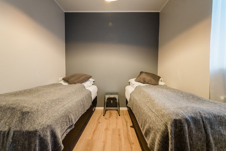 Room 10 of 62