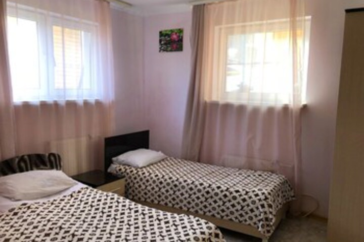 Room 14 of 35