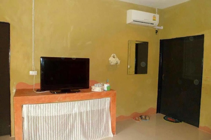 Room 27 of 54