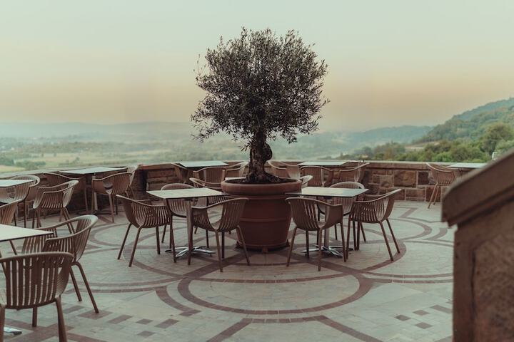 Dining 91 of 127