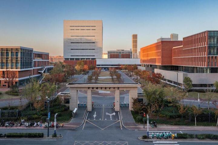 General 10 of 50