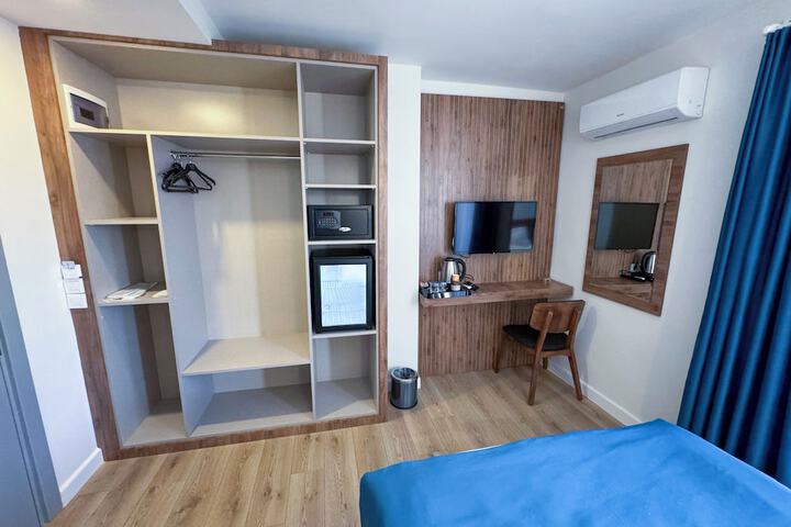 Room 19 of 30