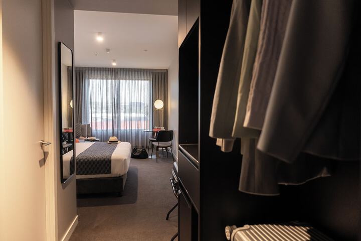 Room 25 of 125
