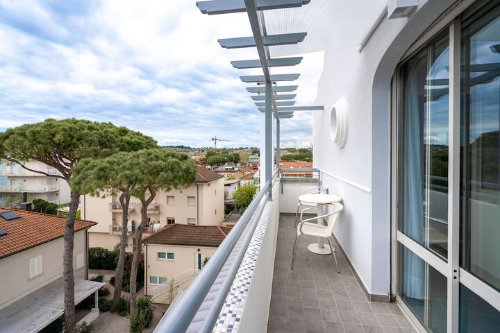 Terrace/Patio 74 of 172