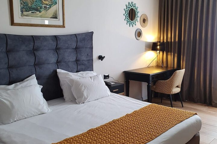 Room 9 of 46