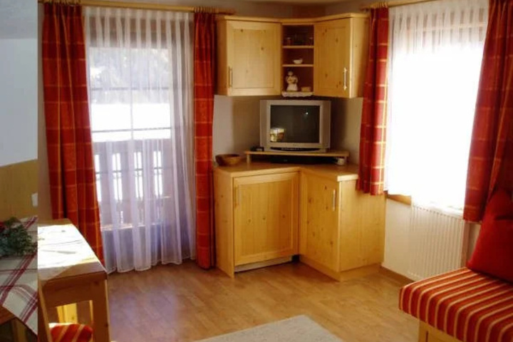 Room 2 of 6