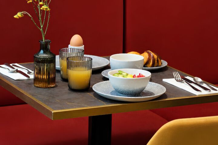 Breakfast/Coffee Service 38 of 61