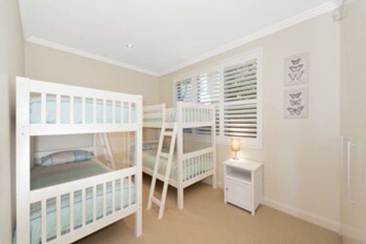 Room 5 of 22