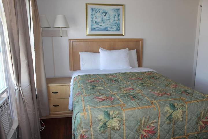 Room 20 of 39