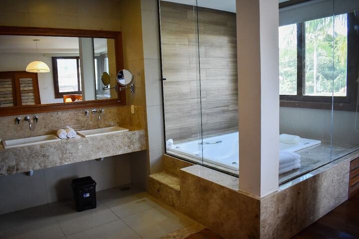 Room 15 of 45