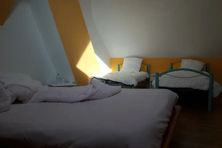 Room 3 of 13