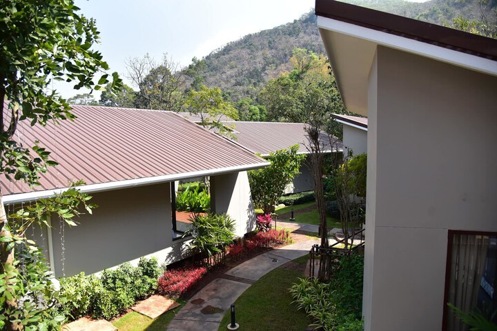 Hotel 86 of 102