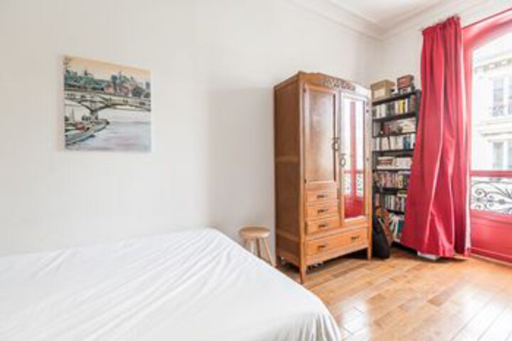 Room 28 of 170