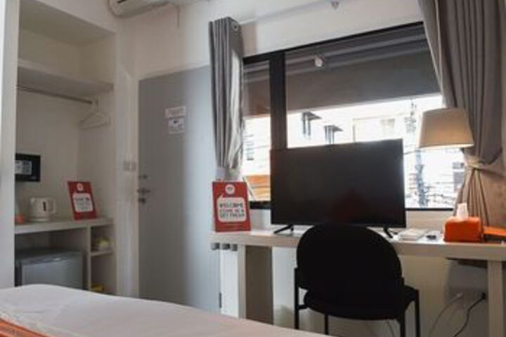 Room 35 of 41