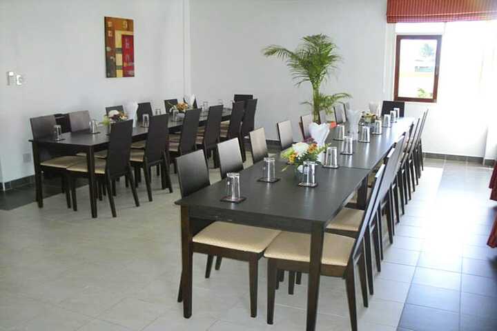 Dining 89 of 159