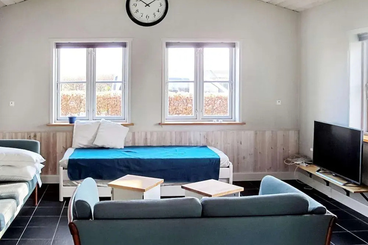 Room 3 of 15