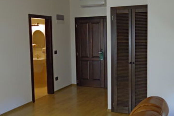 Room 58 of 67