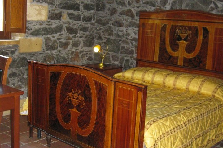 Room 4 of 31