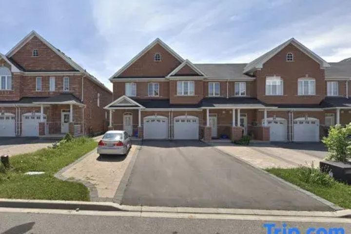 Exterior of Separate Entrance Basement Suite