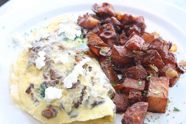 Breakfast/Coffee Service 56 of 70