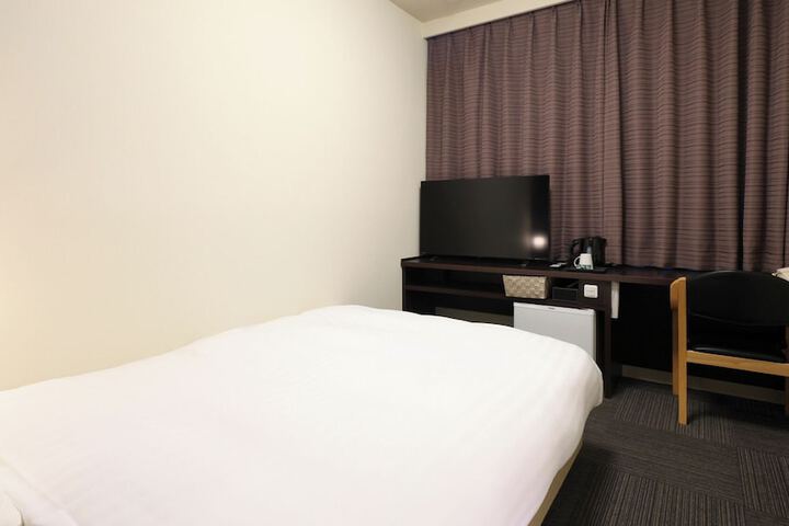 Room 4 of 71