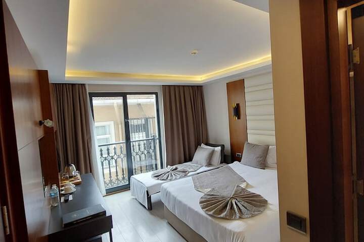 Room 50 of 73