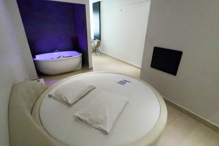 Room 44 of 53