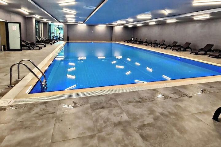 Pool 104 of 115
