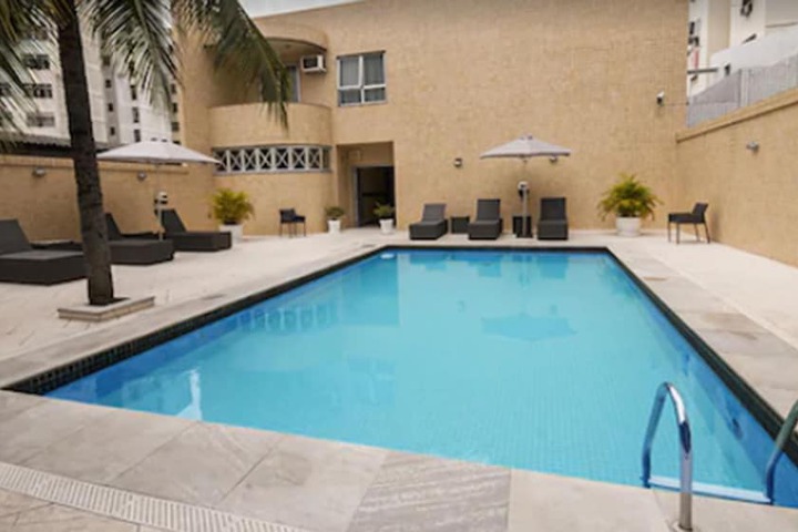Pool 83 of 115