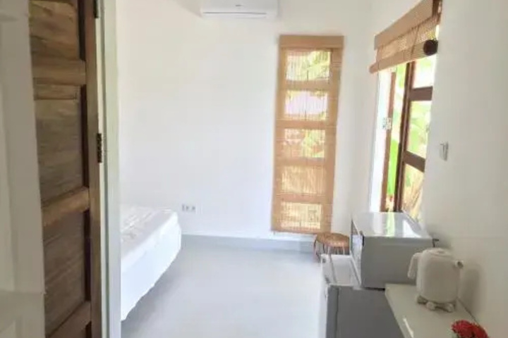 Room 3 of 11
