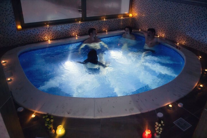 Spa 19 of 33