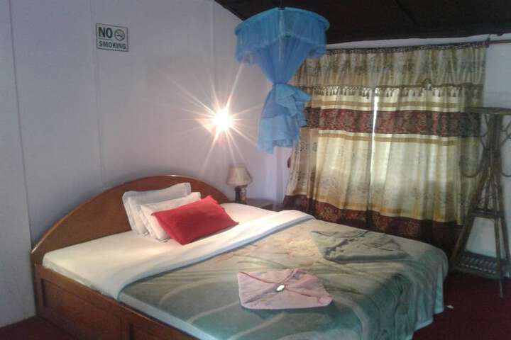 Room 4 of 58