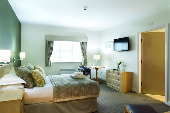 Room 9 of 44