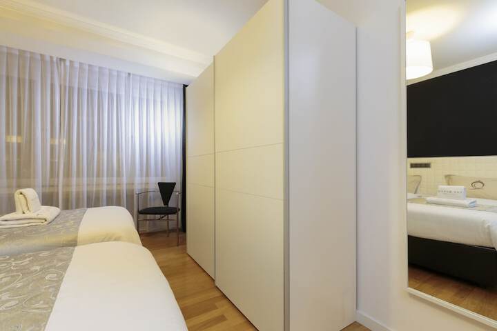 Room 5 of 645