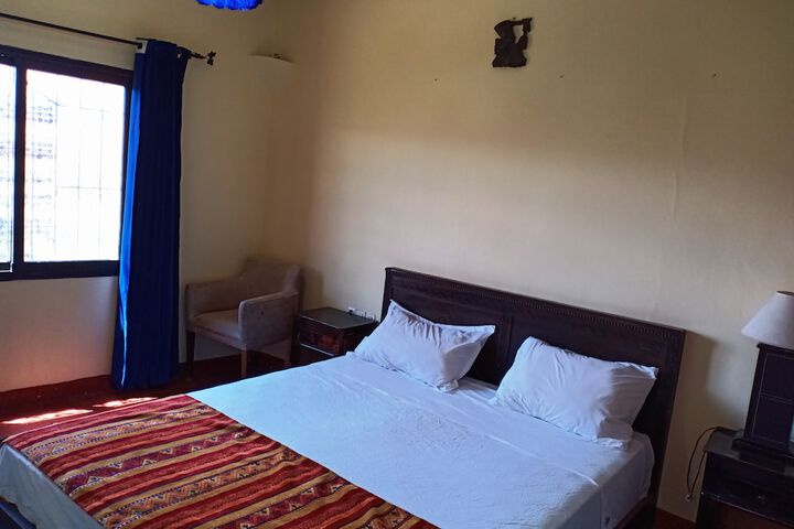 Room 5 of 63